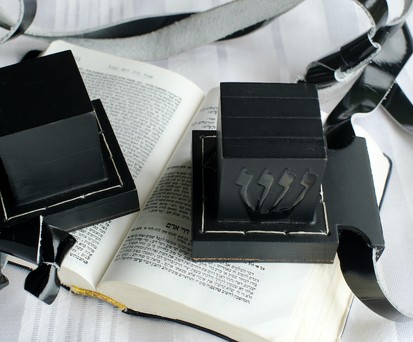 Tora und Tefillin: Wichtig beim Morgengebet.