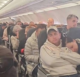 Russische Touristen sitzen zehn Stunden in gestrandetem Airbus in Polen fest