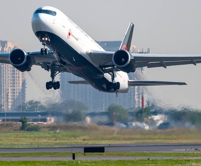 Boeing 767F  von Air Canada Cargo: Zwei Maschinen machen jetzt den Abflug nach Afrika.