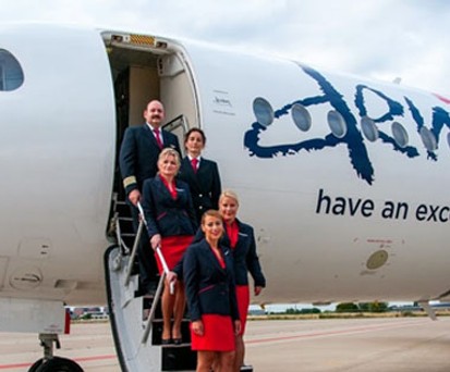 Crew von Denim Air: Der  neue Eigentümer brachte kein Glück.