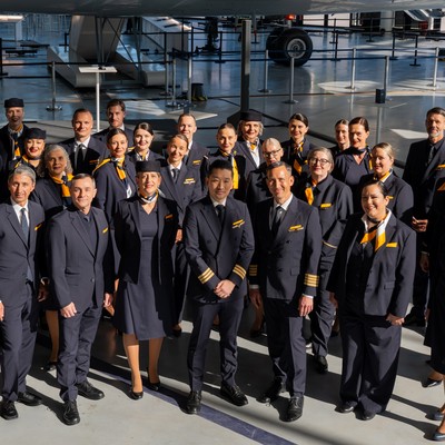 lufthansa neue uniformen 23