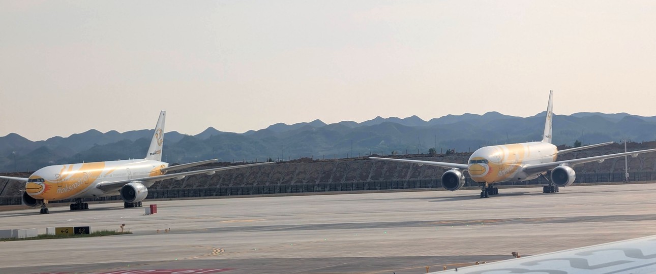 Zwei der Boeing 777 im Juni in Lanzhou: Befinden sich mittlerweile im Iran.