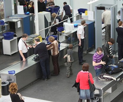 Sicherheitscheck am Flughafen: Wer sich auskennt, ist billiger