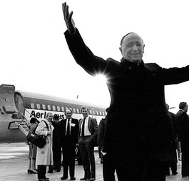 Monsignor James Horan an seinem Flughafen: Er überwand alle Widerstände.