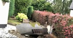 Das Teil: Zuerst aufs Garagendach und dann in den garten.