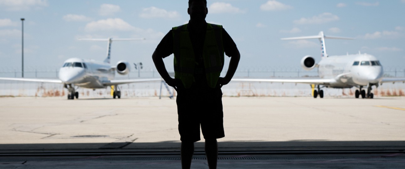 Flieger von Envoy Air: Wer vorne sitzt, erhält mehr Lohn.