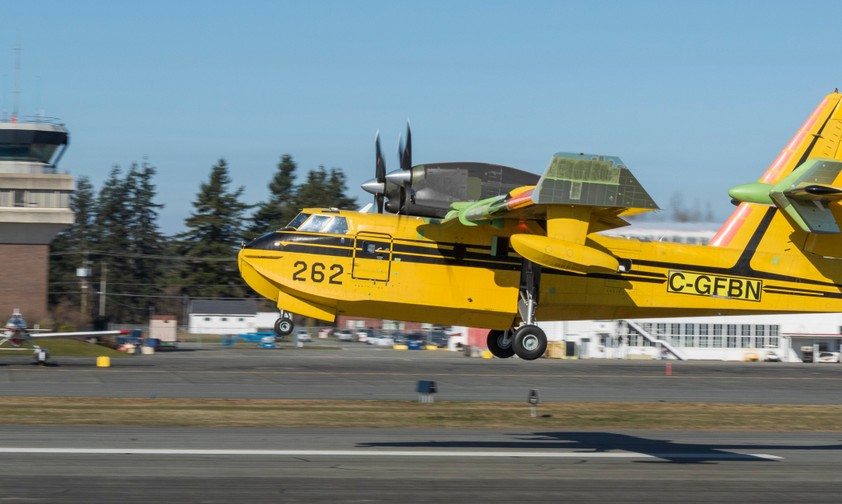 Erstflug der CL-415 EAF: Im April soll die erste Auslieferung erfolgen.
