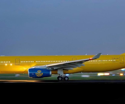 Der erste Airbus A330 der spanischen Post: Betrieben von Iberojet.