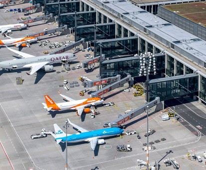 Flughafen Berlin: Der Zoll hat ein antikes Kunstobjekt sichergestellt.