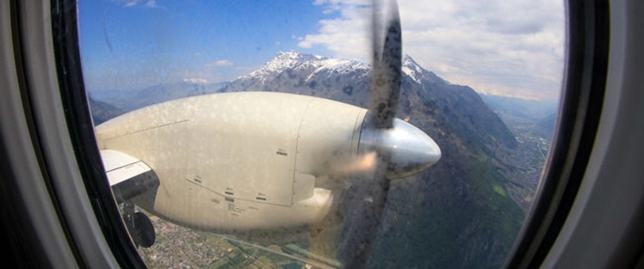 Blick aus einer Saab 200 von Darwin Airline: Ab Sofort kann man das nicht mehr erleben.