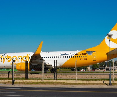 Boeing 737-800 von Flybondi: Die Billigairline hat seit elf Tagen keine Passagierflüge mehr durchgeführt.