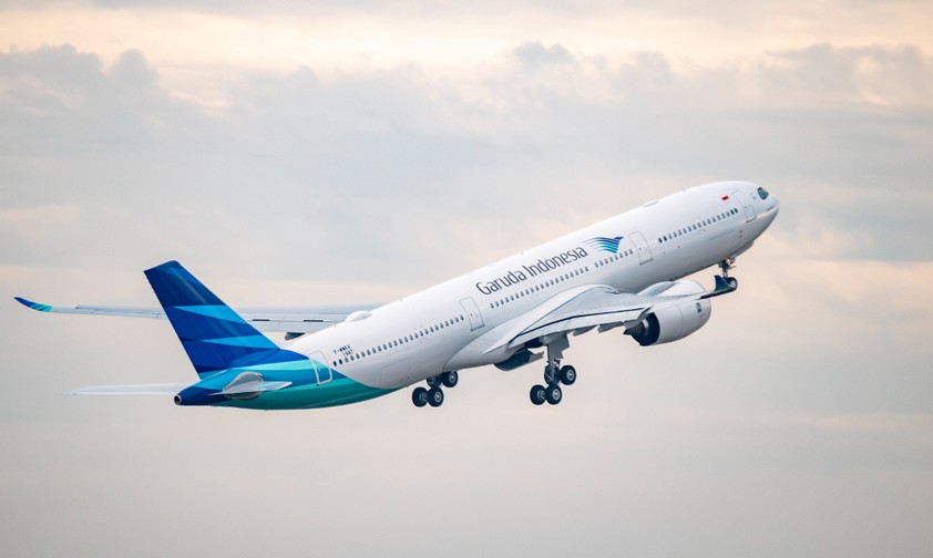 Garuda Indonesia fliegt den Airbus A330-900 mit 301 Sitzen, 24 in der Business Class, 277 in der Economy Class.