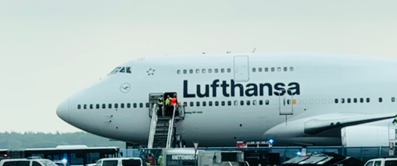 Boeing 747 von Lufthansa: Die Stornogebühren steigen deutlich - auf gewissen Strecken.