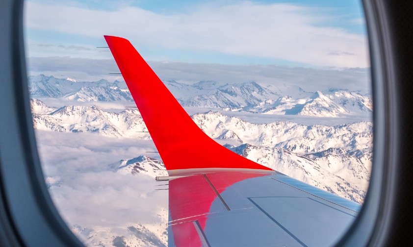 Blick aus einer Embraer E195 von Austrian Airlines: Das Modell wird öfters zwischen Wien und der Schweiz eingesetzt.