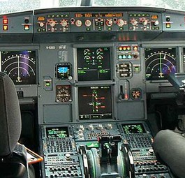 Cockpit eines Airbus A319: Farben sind wichtig.