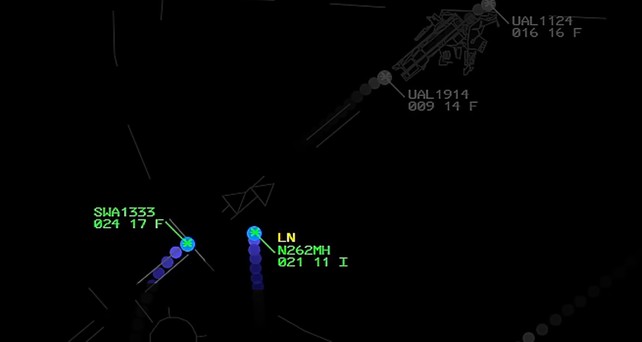 Boeing 737 von Southwest und Helikopter: Es wurde sehr knapp.