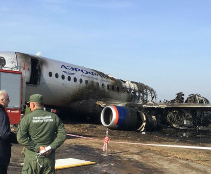 Pilot des Superjets meldete Probleme mit Flugsteuerung