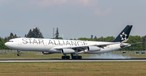 Lufthansas A340-300: Früher trug auch die D-AIFF eine Star-Alliance-Lackierung.