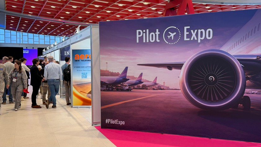 Eingang zur Pilot-Expo