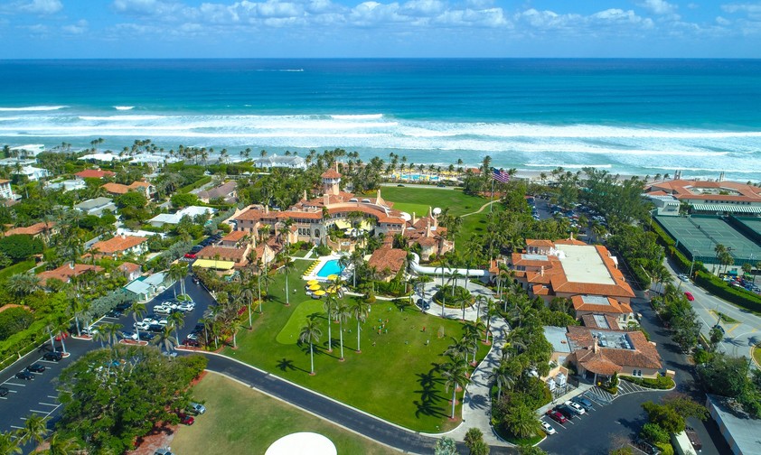 Lufttaufnahme von Mar a Lago: Die Sperrzone um den Wohnort des US-Präsidenten sorgt für Ärger.