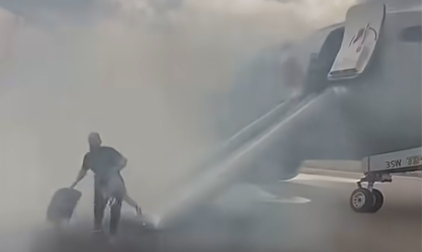 evakuierung flugzeug koffer