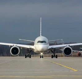 Airbus A350 von Qatar Airways: Die Fluggesellschaft muss Umwege fliegen.