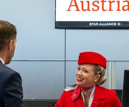 Check-in bei Austrian Airlines: »Würden Sie sich jetzt bitte noch zum Coronatest begeben?»