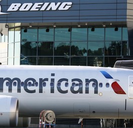 Boeing 737 Max von American Airlines: Auf zwei Jets muss die Fluglinie zurzeit warten.