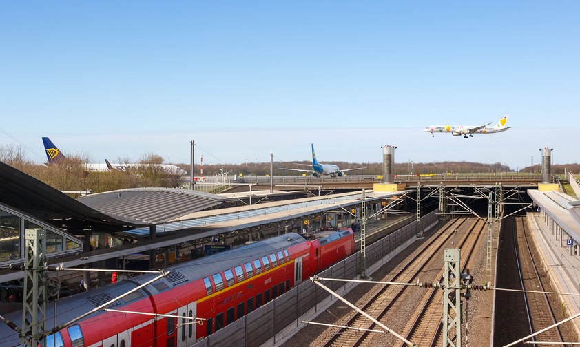Zug zum Flug: Mit den richtigen Zugverbindungen könnte man Zubringerflüge überflüssig machen.