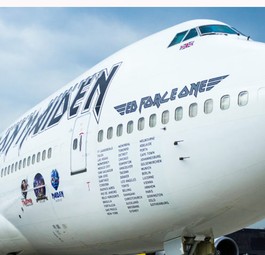 Boeing 747 von Air Atlanta Icelandic: Die Fluggesellschaft vermietete 2016 einen Jumbo an die Band Iron Maiden, die damit ihre Welttournee absolvierte.