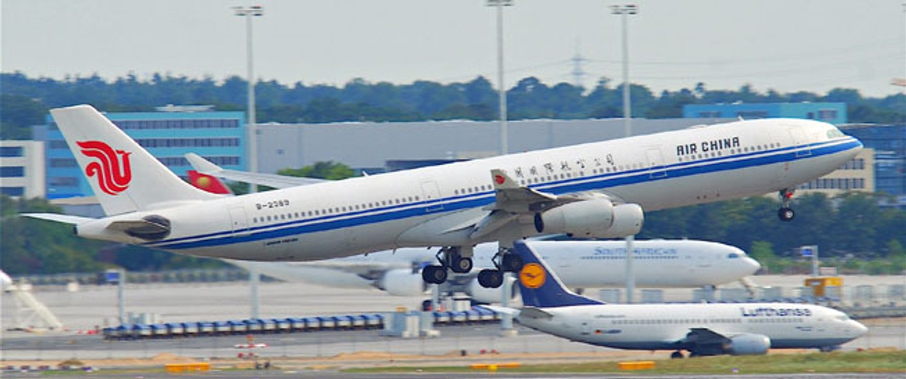 Flieger von Air China und Lufthansa: Mit- statt gegeneinander.