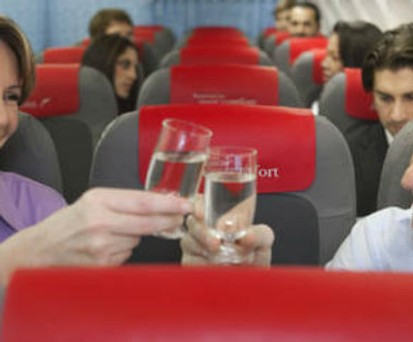 «Prosit Schatzerl»: Silvester kann man im Flug feiern.