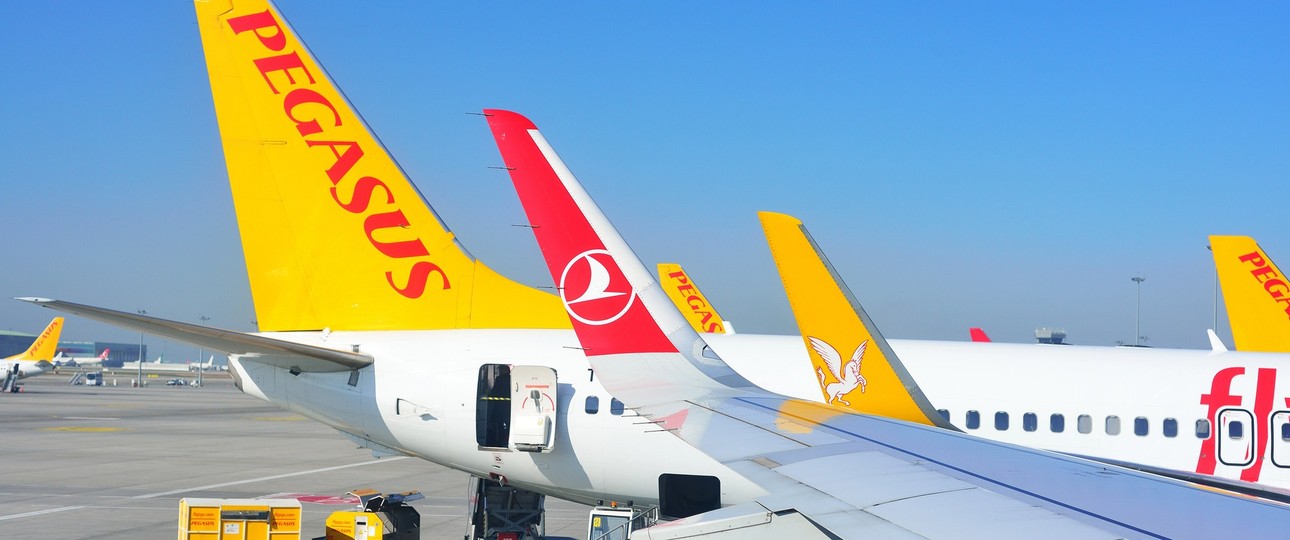 Flugzeuge von Pegasus Airlines und Turkish Airlines: Beide Airlines verzichten dauerhaft auf Flüge nach Israel.
