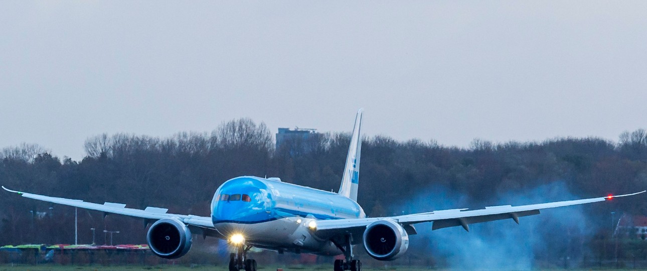 Eine Boeing 787-9 von KLM: Solch ein Flugzeug flog ausnahmsweise nach Berlin.