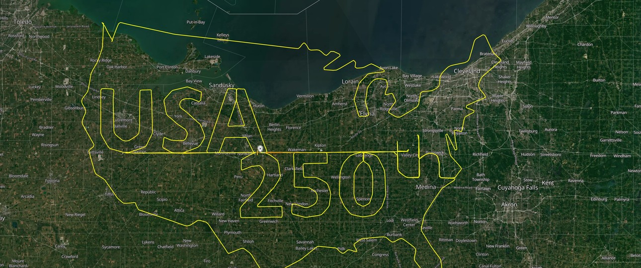 Gezeichnet per Flugverlauf: Gratulation an die USA.