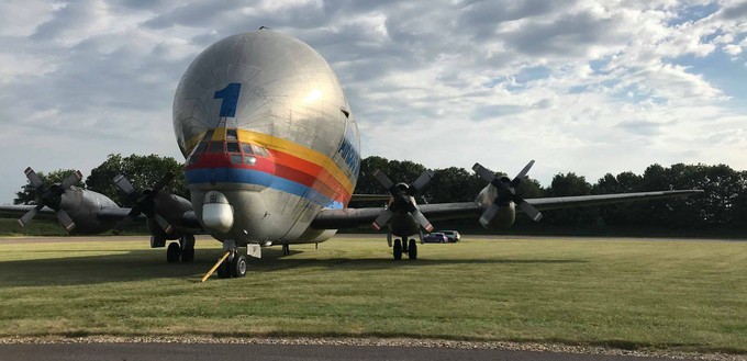 Vorher sah der Flieger mit dem Kennzeichen F-BTGV so aus.