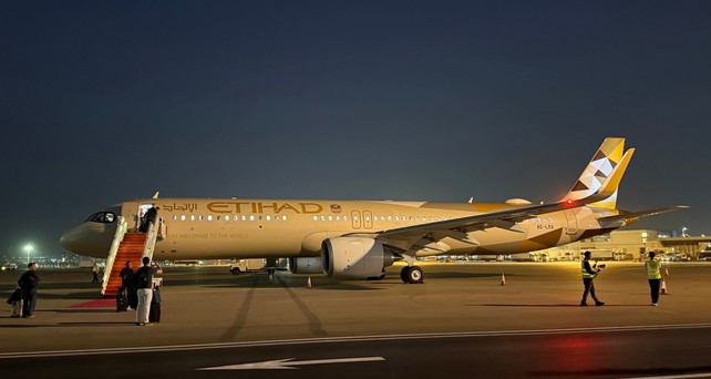 Airbus A321 LR von Etihad in Abu Dhabi: Die Flotte soll schnell wachsen.