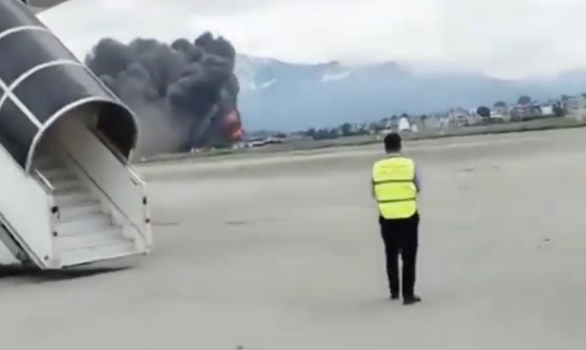 Rauchwolke nach dem Crash: Nepal hat ein Sicherheitsproblem.