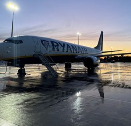 Boeing 737 von Ryanair: Eine Umleitung kann teuer werden.