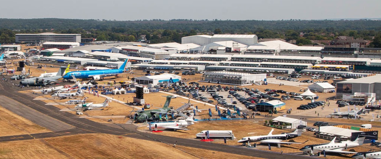 Luftaufnahme der Farnborough Airshow 2022: Die Messe 2024 steht kurz bevor.