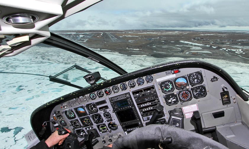 Anflug auf Barrow mit einer Cessna 208B Grand Caravan: In Nordamerika gibt es viele einmalige Flugerlebnisse.