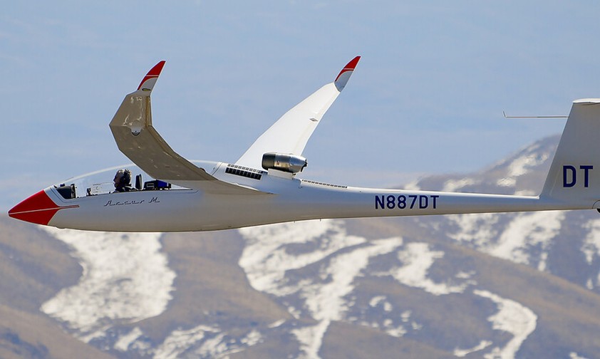 Der erste Flug des Projektes Blue Condor: Der Segelflieger ...