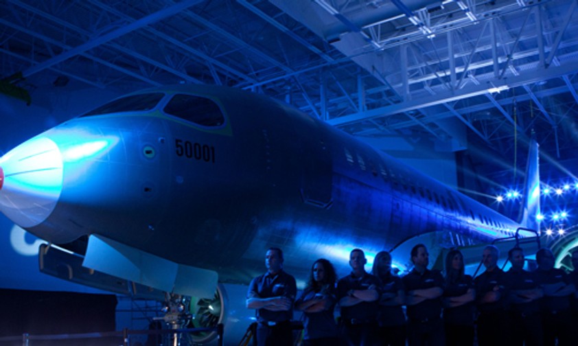 Vorstellung des ersten Prototypes der C-Series: Neu Kunden für das neue Flugzeug.