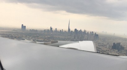 Start vom Dubai International Airport (hier zu in einem Airbus A380 von Emirates): Der israelische Geheimdienst hat ein Problem mit dem Flughafen.