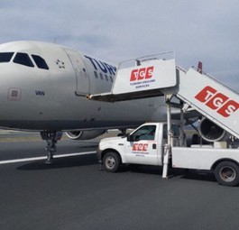 Airbus A321 ohne Vorderräder: Niemand wurde verletzt.