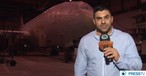 So präsentierte der Iran 2013 die Pläne für ein Flugzeug mit 150 Plätzen: Im dunkeln Hangar stand ein verpacktes Flugzeugmodell.