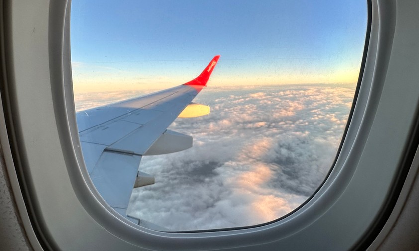 Blick aus einer Embraer E190 von Helvetic: Viel zu tun.