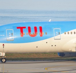 Boeing 787-8 mit dem Kennzeichen G-TUID: Das Flugzeug wird in England zerlegt.