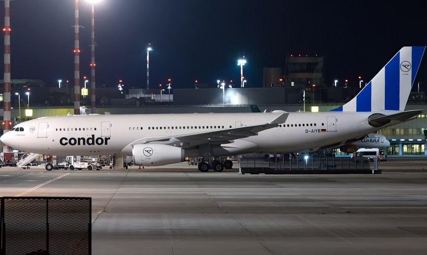 Airbus A330 mit Kennzeichen D-AIYB: Jetzt fehlt nur noch die D-AIYA.