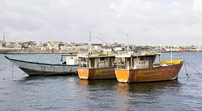Botte an der Küste vor Mogadishu